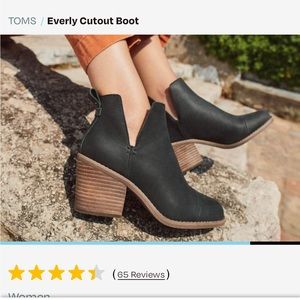 TOMS everly cut off women’s boot size 9